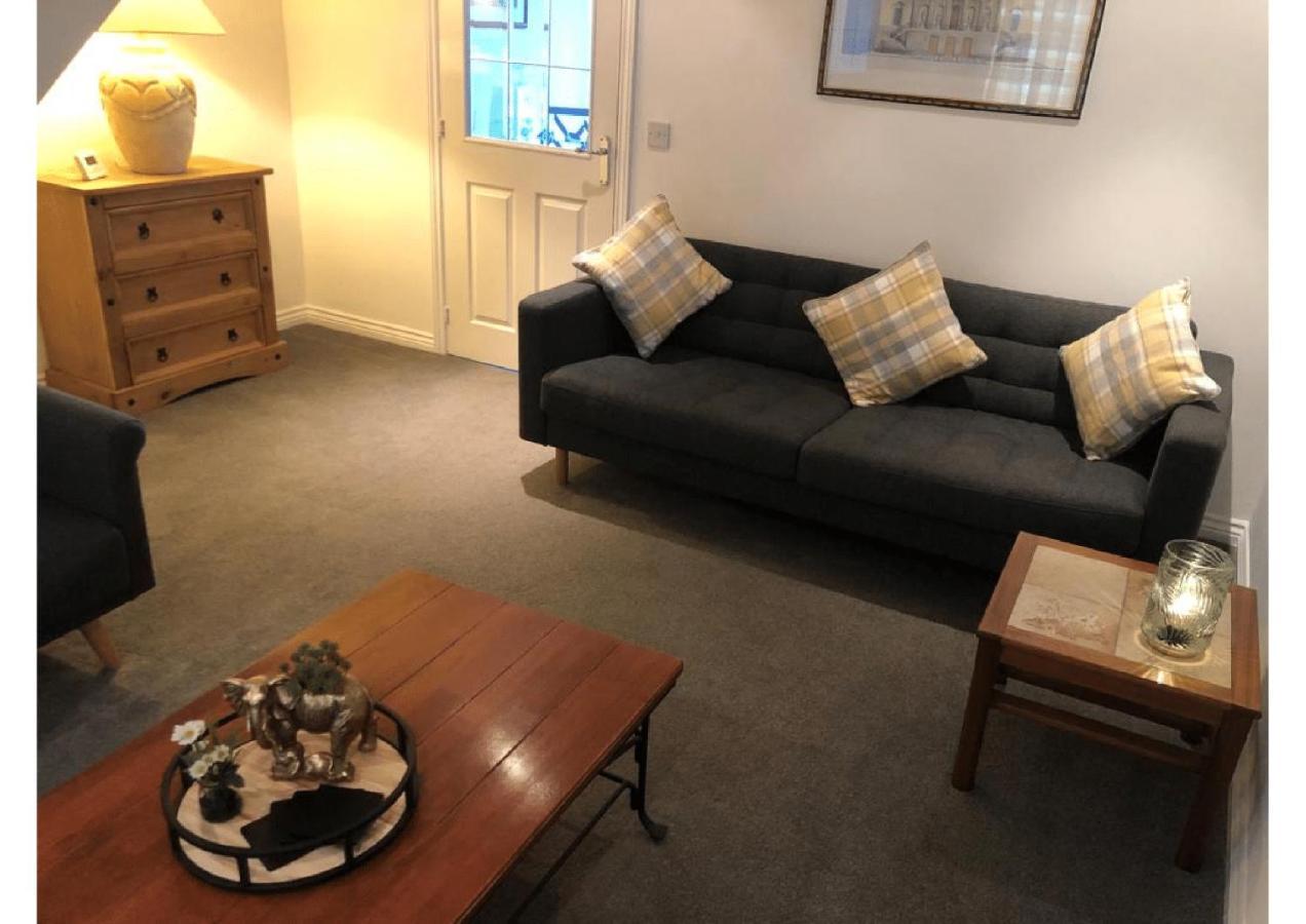 Perfectly Placed 3 Bed Home In A Peaceful Close Darlington  Eksteriør bilde