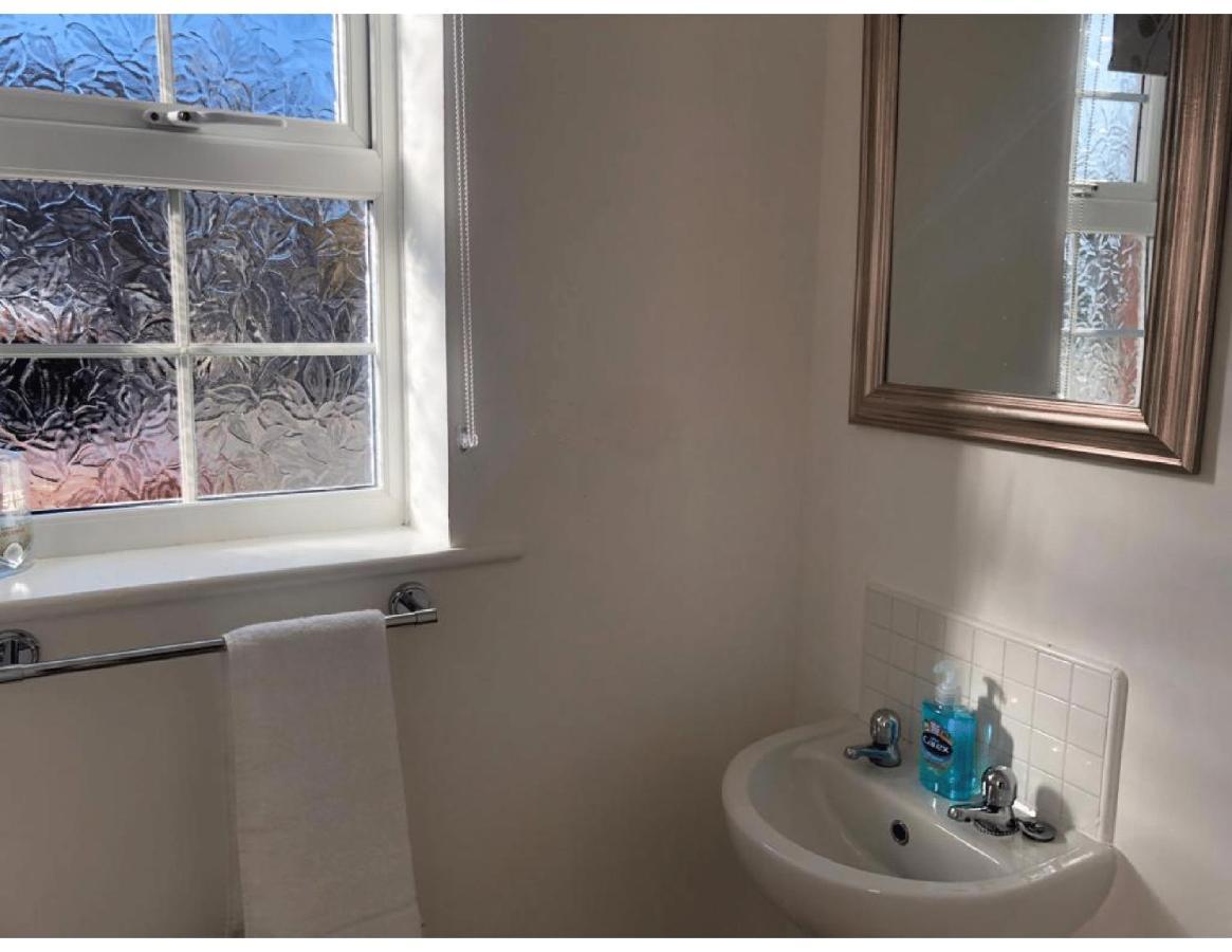 Perfectly Placed 3 Bed Home In A Peaceful Close Darlington  Eksteriør bilde
